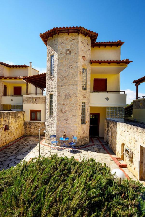 Sani Beach Villa Bagian luar foto